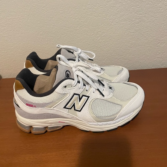 New Balance 2002R - SOLD - Picture 8 of 10